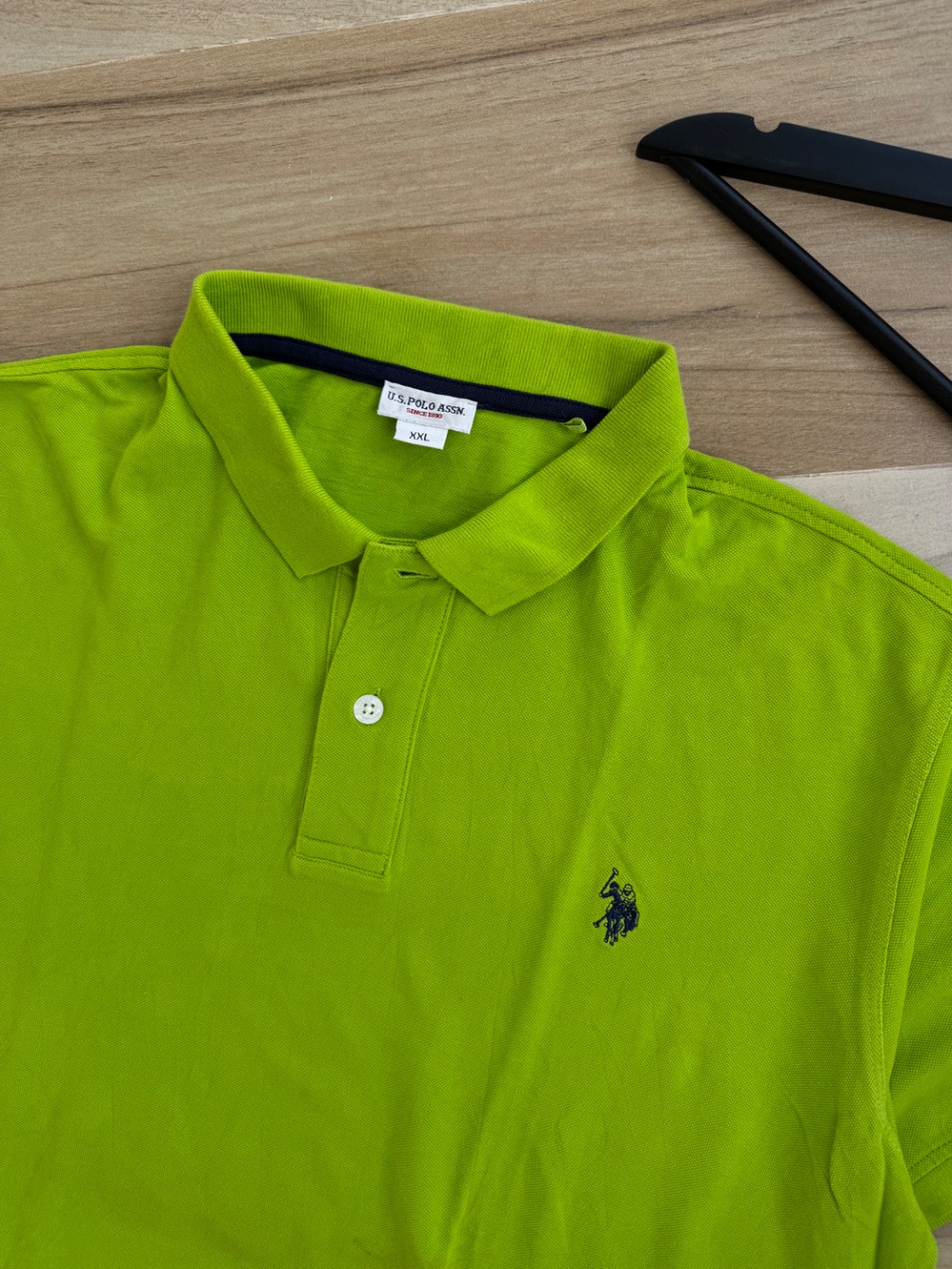 Polos