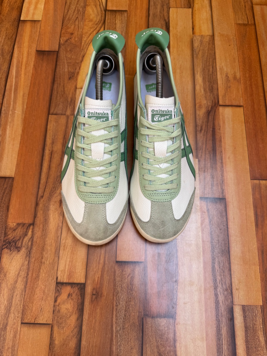 ONITSUKA TIGER 
