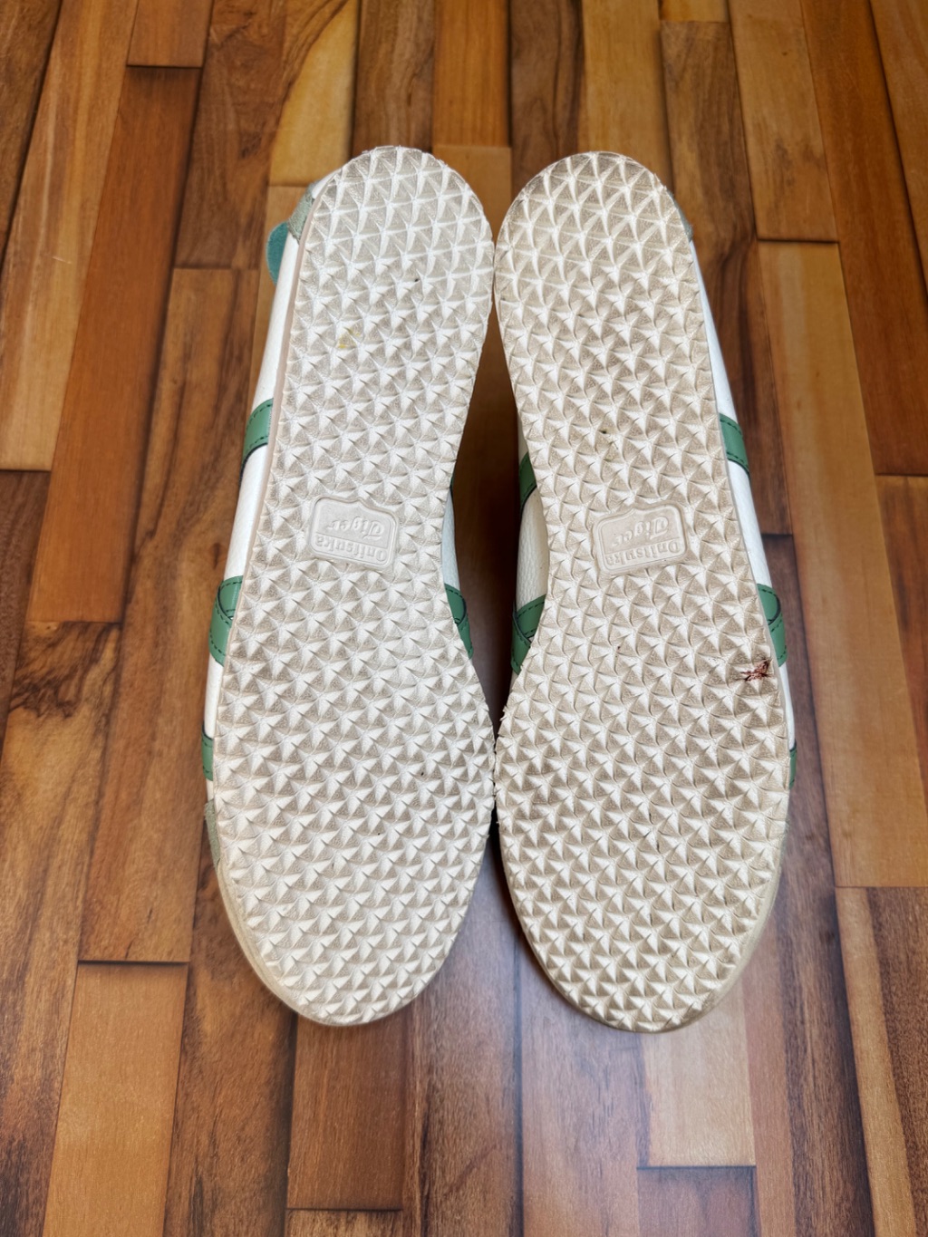 ONITSUKA TIGER 