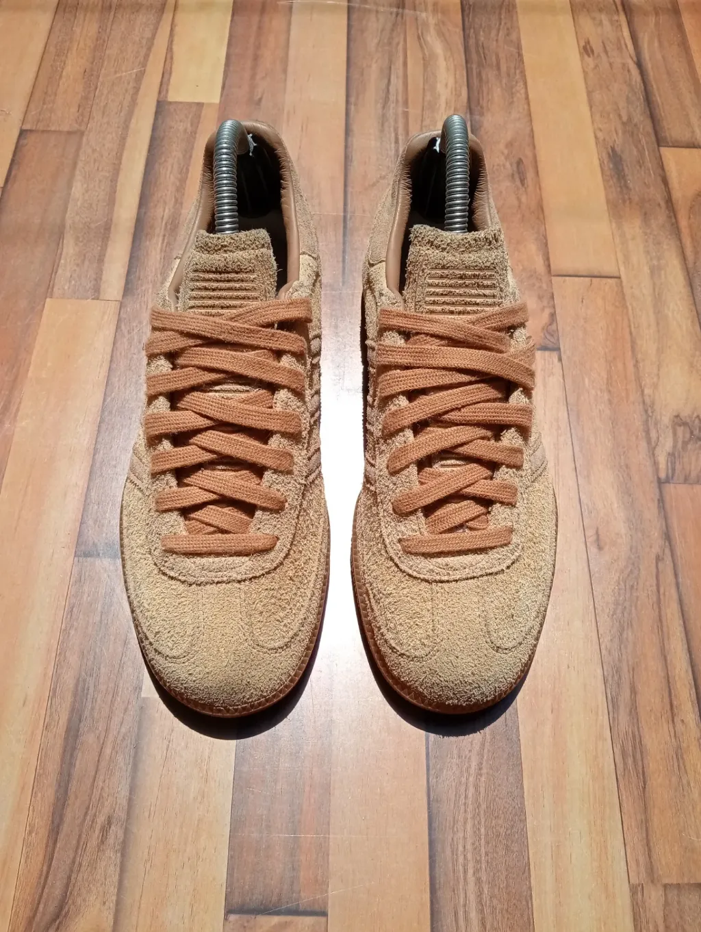 product images_1757914286319-b5a92eff-1375-41c9-9d30-481e4a9b6875-blob.webp