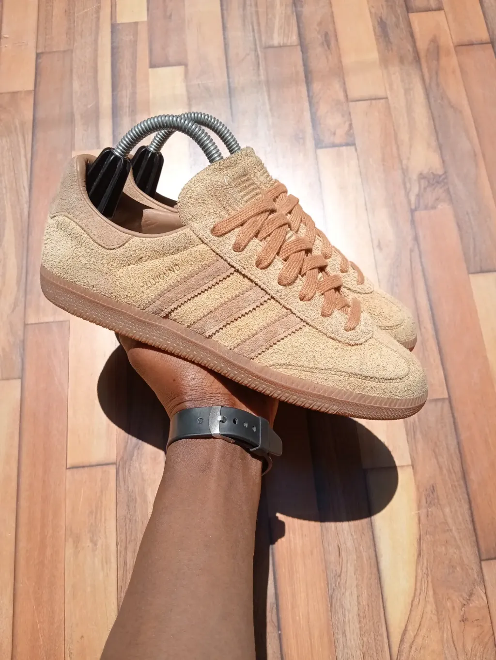 product images_1757914297352-12fb3470-c18d-44ab-b31b-89b0641e8b5a-blob.webp