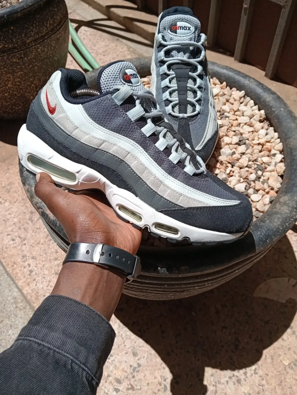 product images_1758454590377-6c3564db-f245-45d9-b4c7-56e62215852f-blob.webp