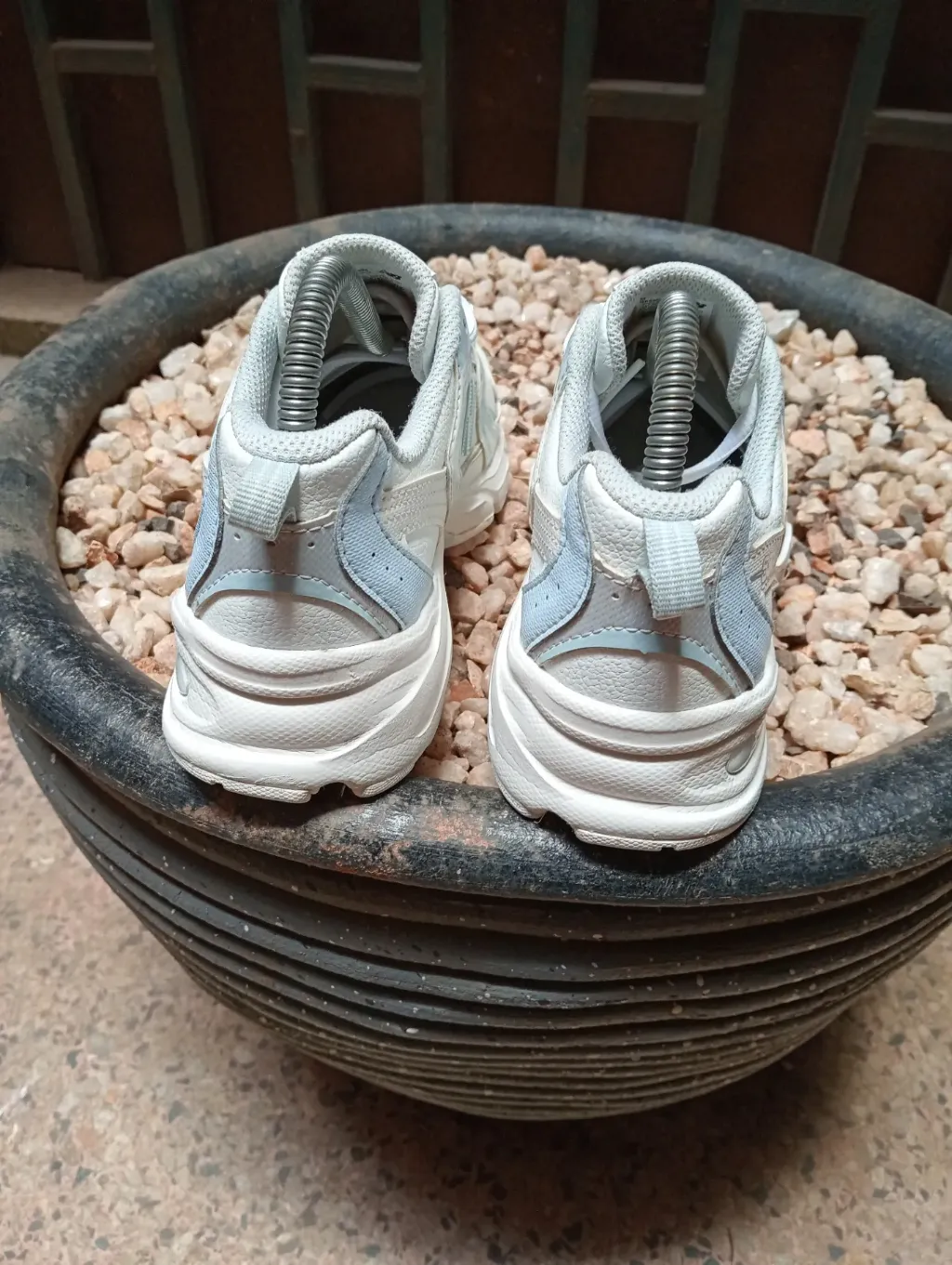 product images_1758459131255-a27ef62c-f66a-462e-8afc-7055b91b73c7-blob.webp