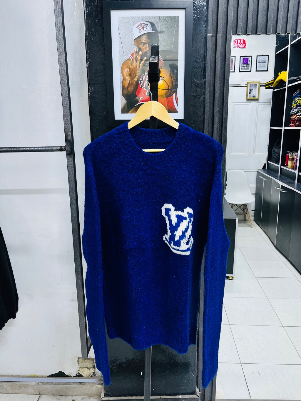 LV sweater