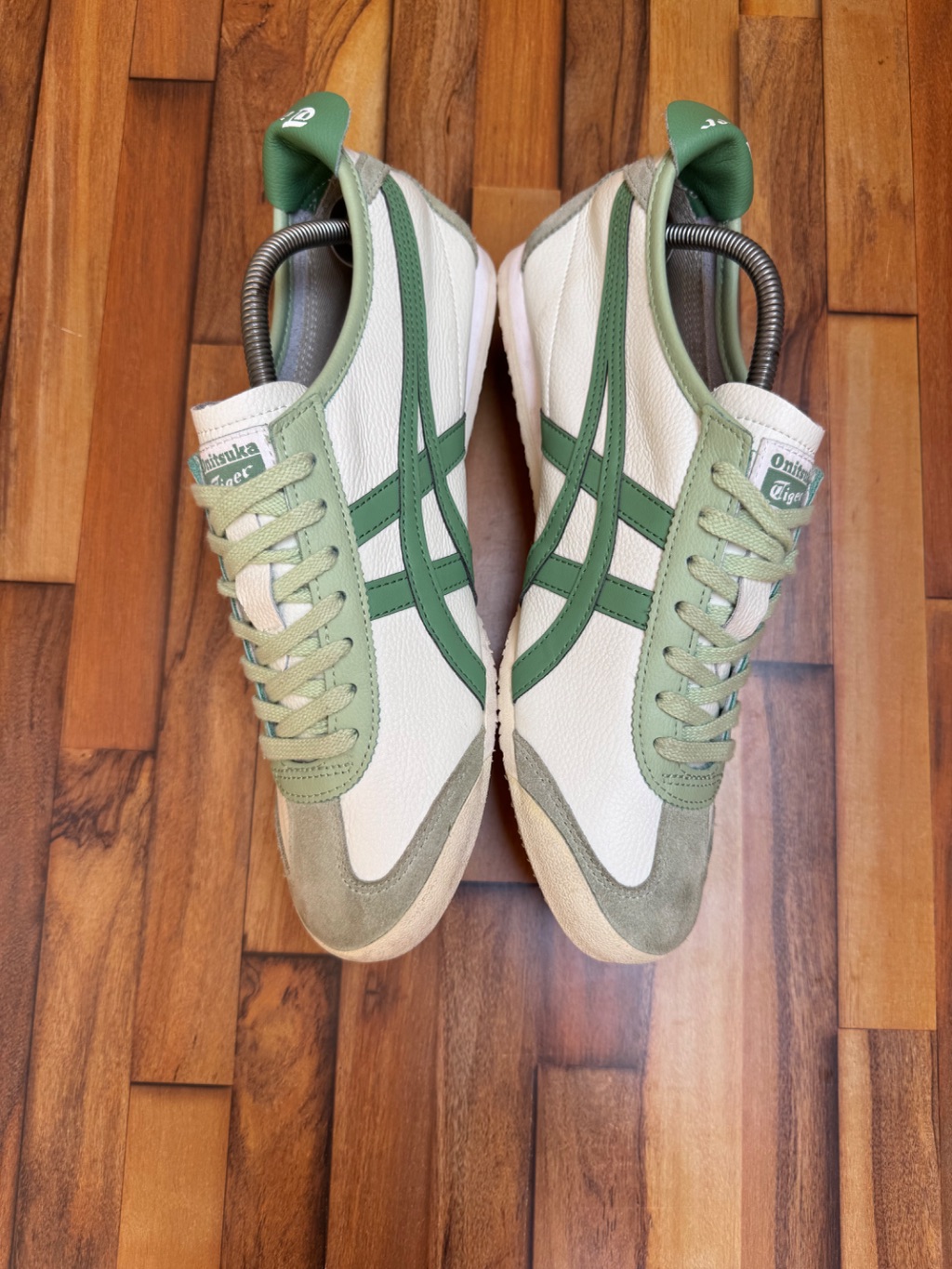 ONITSUKA TIGER 