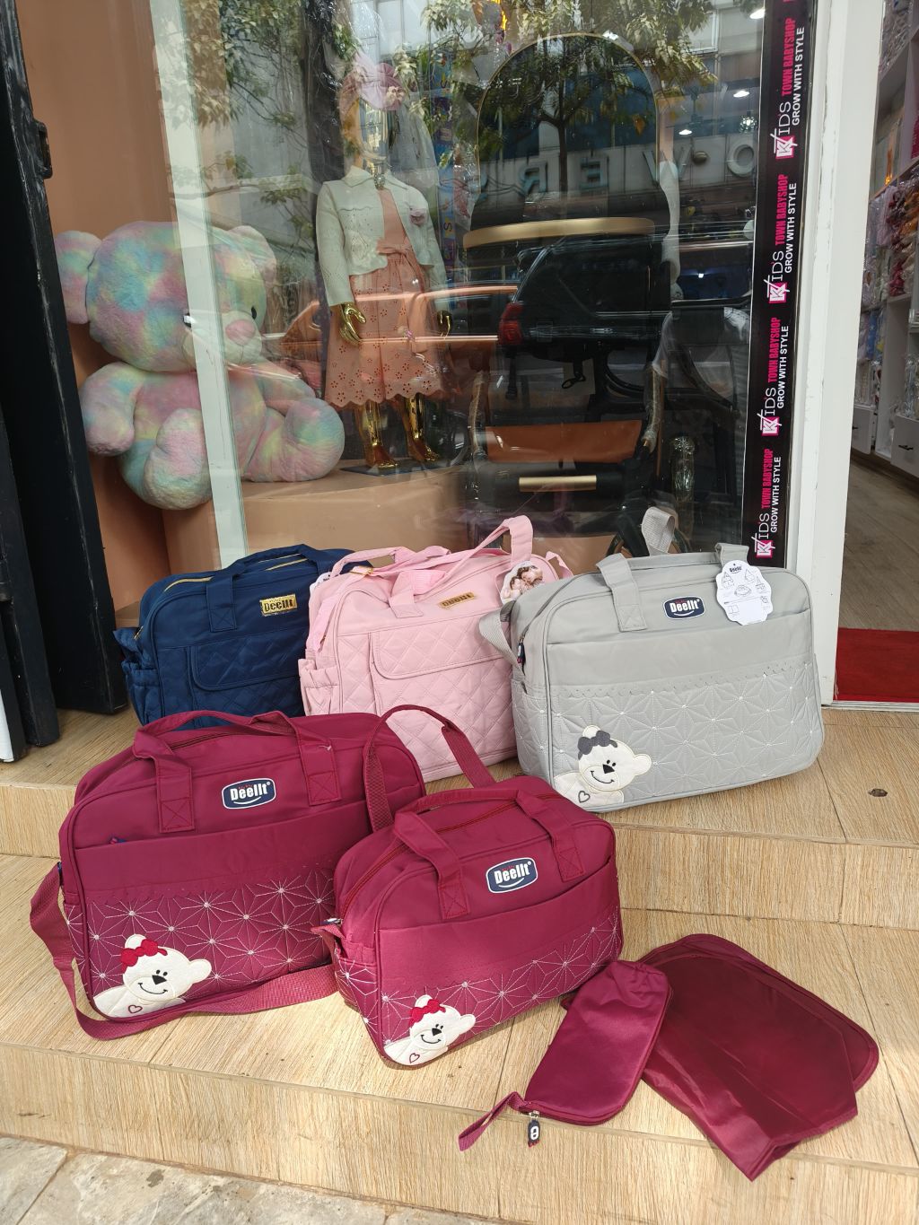deelit baby bags.jpg